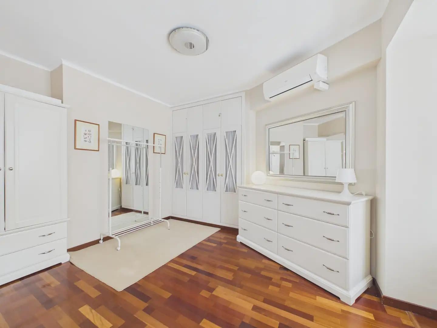 2 soverom Leilighet til leie i Palma de Mallorca - € 2 200 (Ref: 9971559)