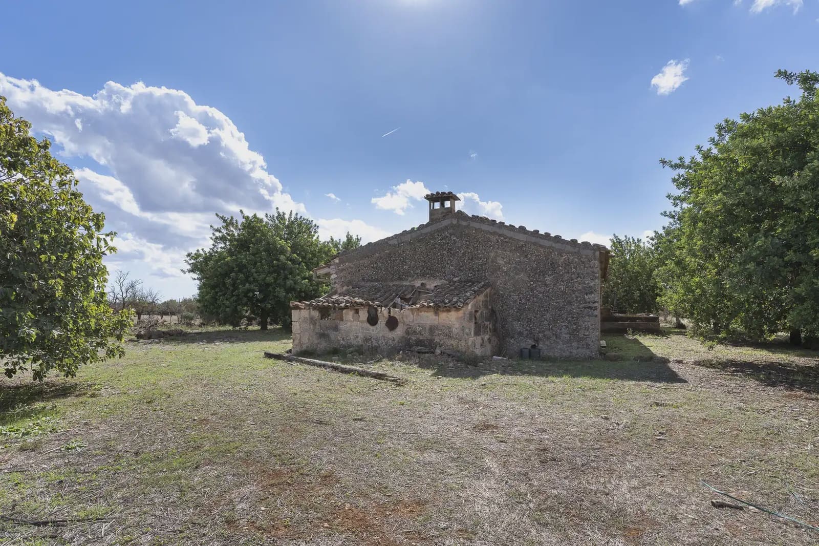 Building Plot for sale in Binissalem - € 1,700,000 (Ref: 9971560)