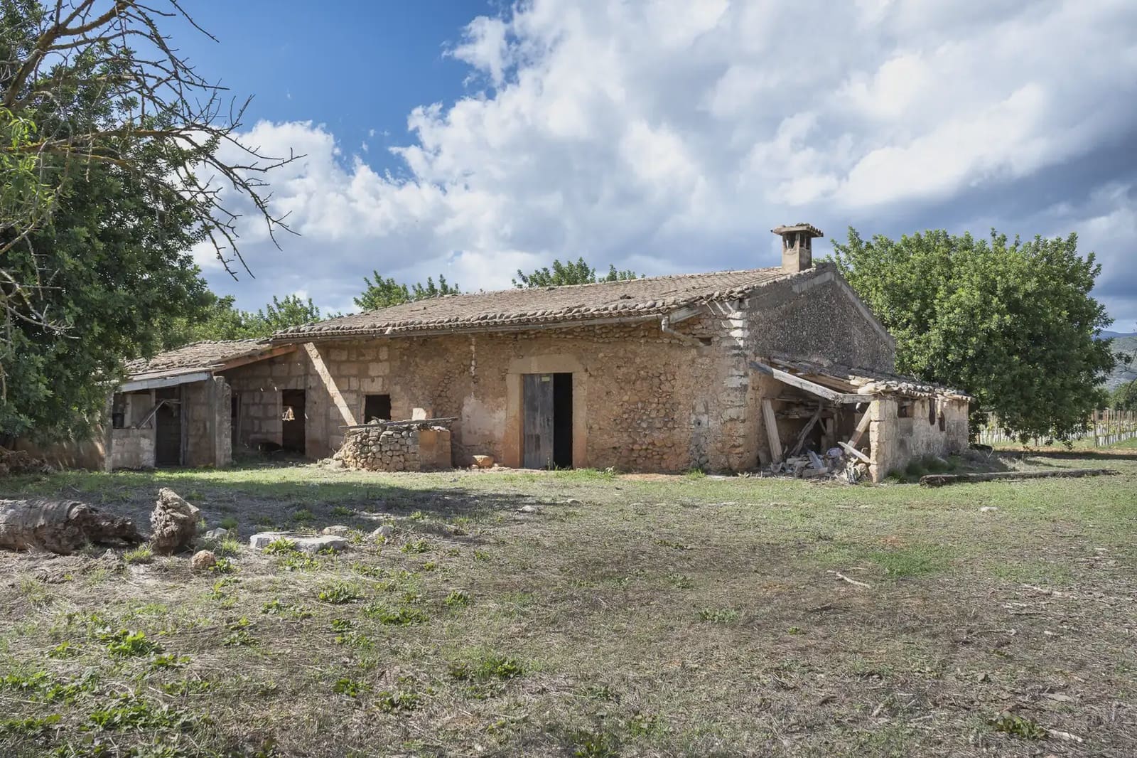 Building Plot for sale in Binissalem - € 1,700,000 (Ref: 9971560)