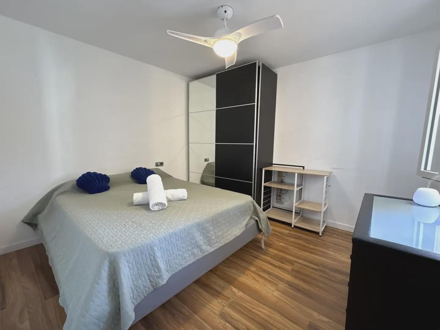 3 bedroom Beach Apartment for sale in Palma de Mallorca - € 665,000 (Ref: 9971562)