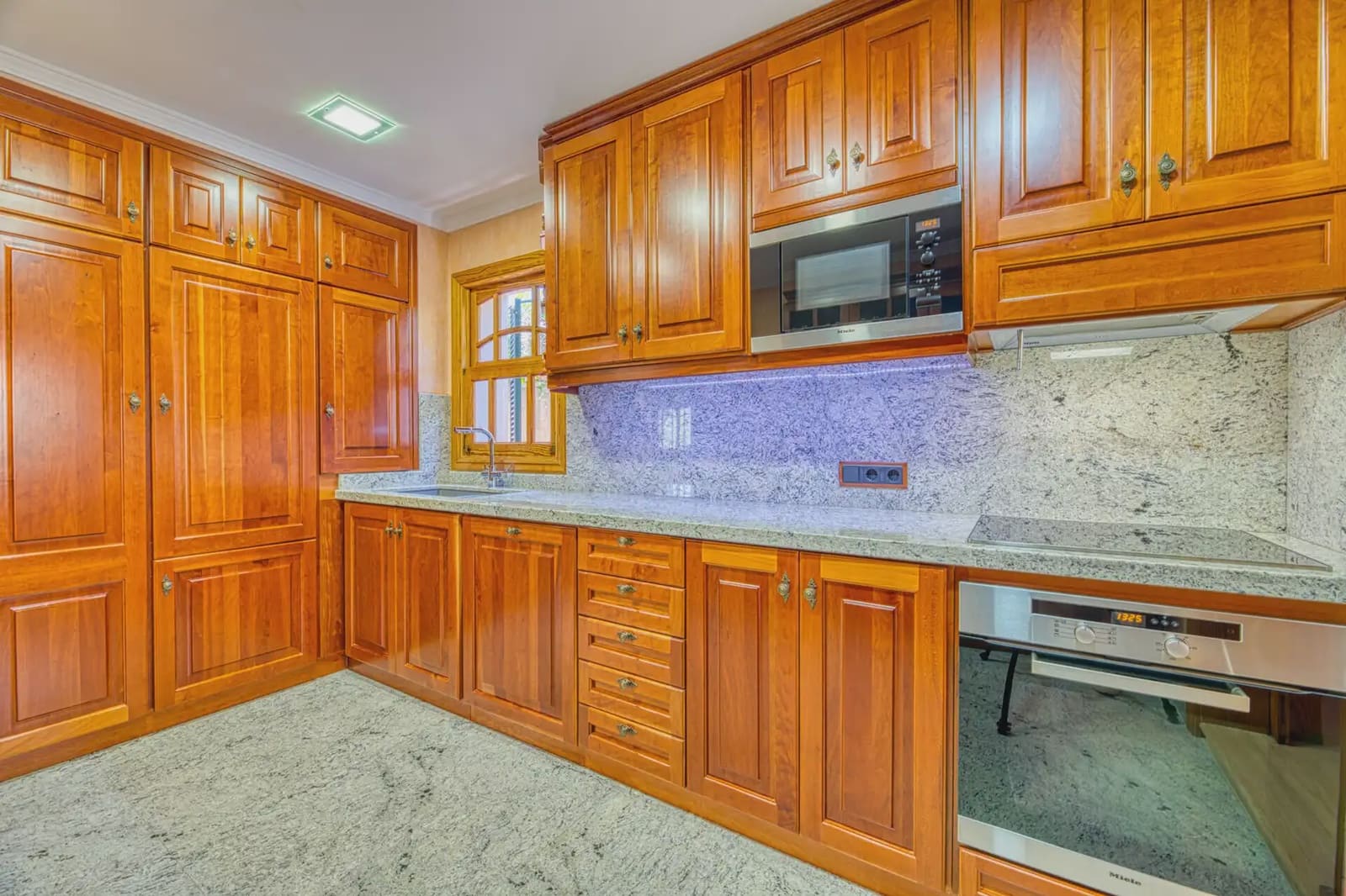 5 sypialnia Willa na sprzedaż w Calvia z garażem - 2 100 000 € (Ref: 9971568)