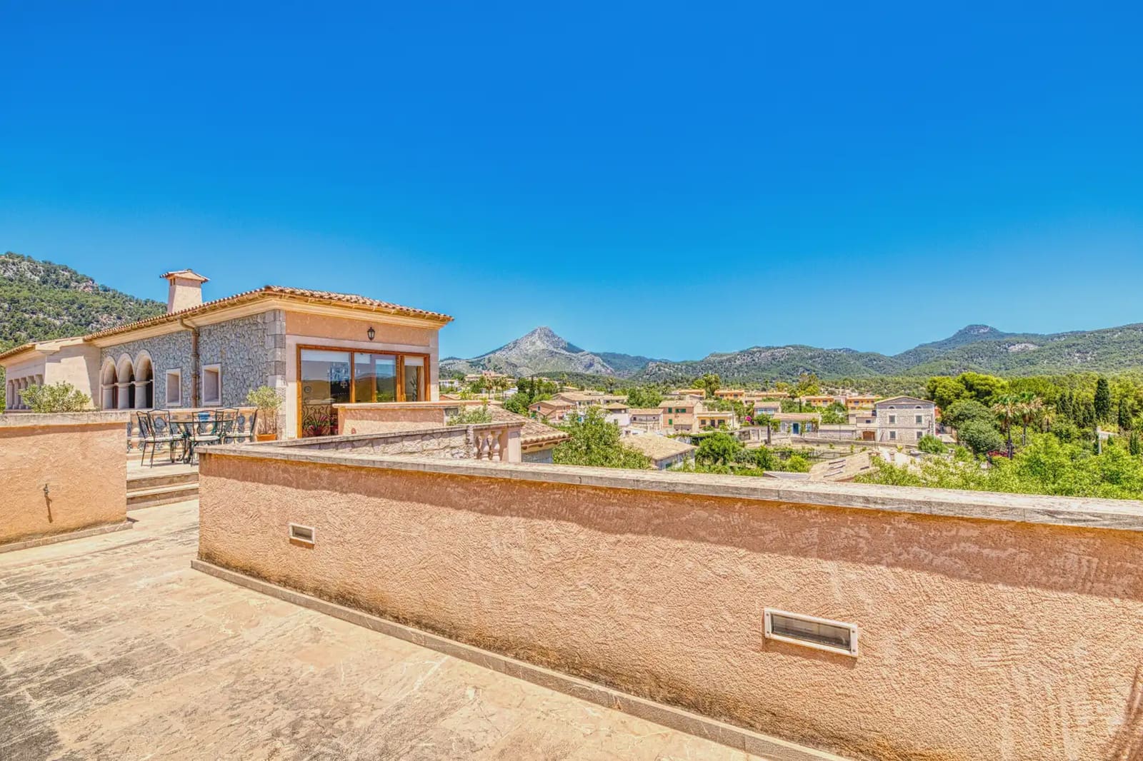 5 sypialnia Willa na sprzedaż w Calvia z garażem - 2 100 000 € (Ref: 9971568)