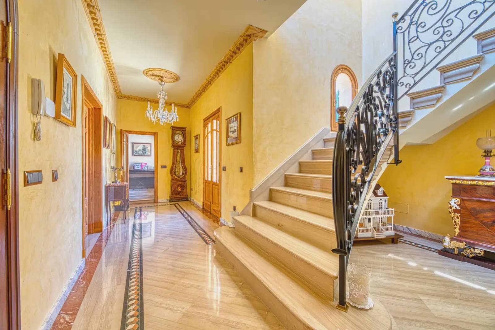 5 sypialnia Willa na sprzedaż w Calvia z garażem - 2 100 000 € (Ref: 9971568)