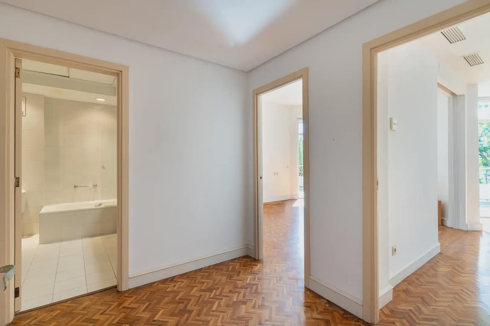 2 slaapkamer Penthouse te koop in Palma de Mallorca met zwembad - € 930.000 (Ref: 9971570)