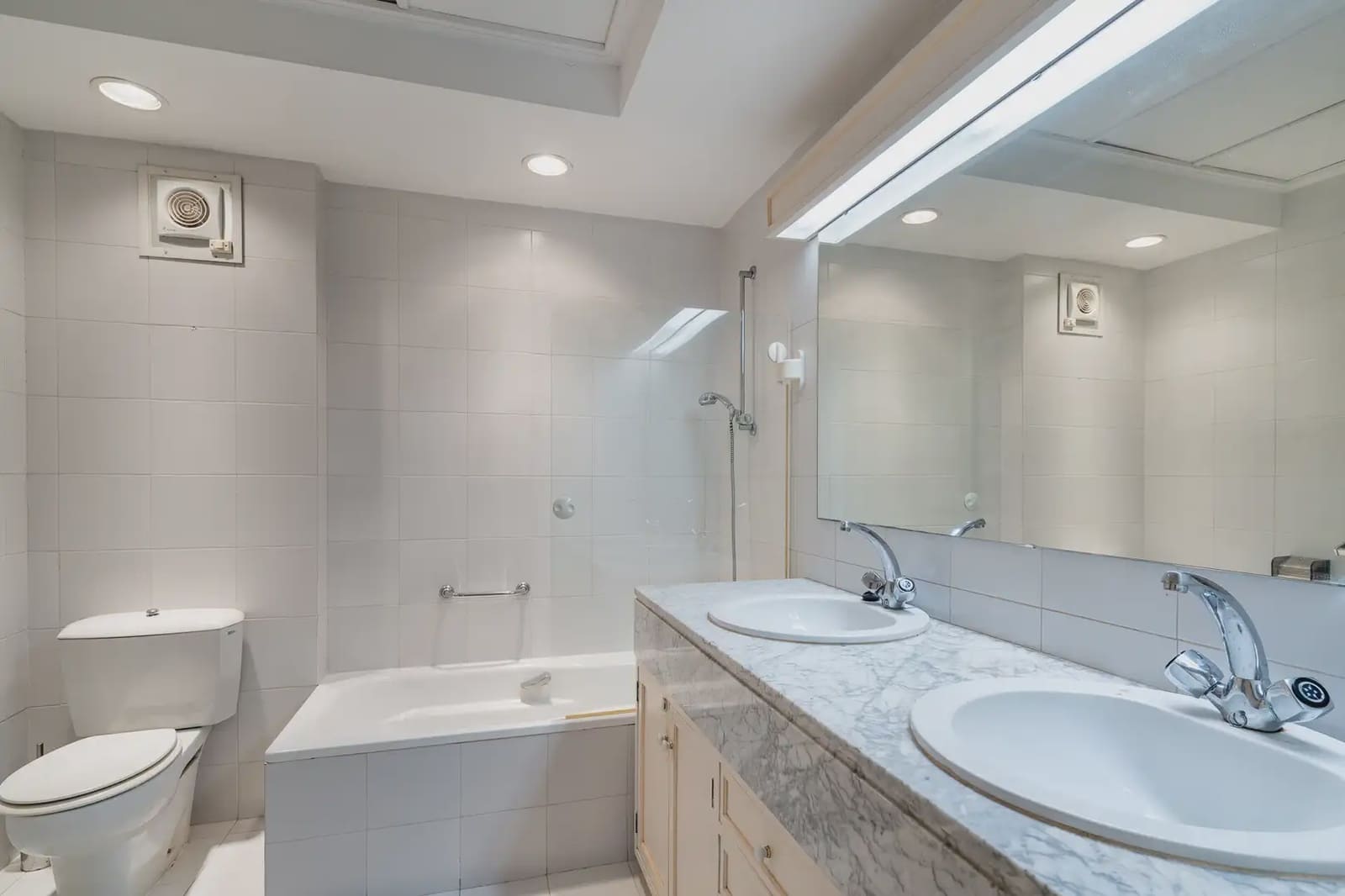 2 slaapkamer Penthouse te koop in Palma de Mallorca met zwembad - € 930.000 (Ref: 9971570)