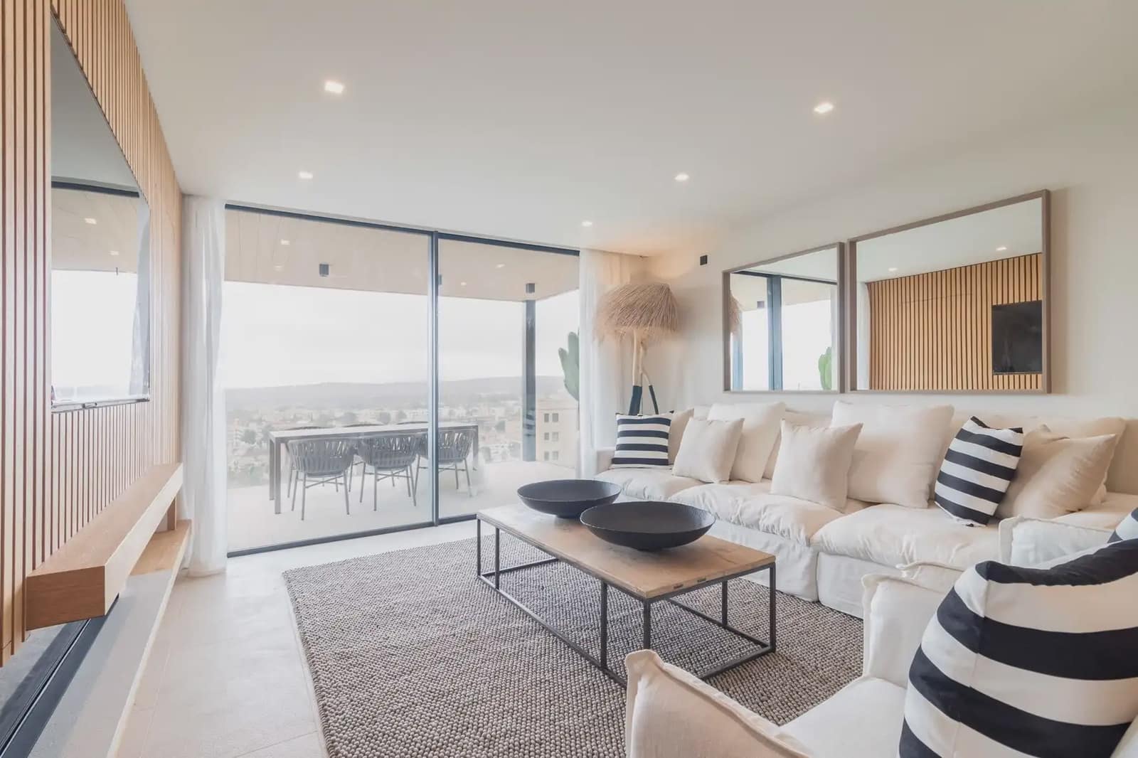 4 bedroom Flat for sale in Calvia with garage - € 1,678,550 (Ref: 9971571)