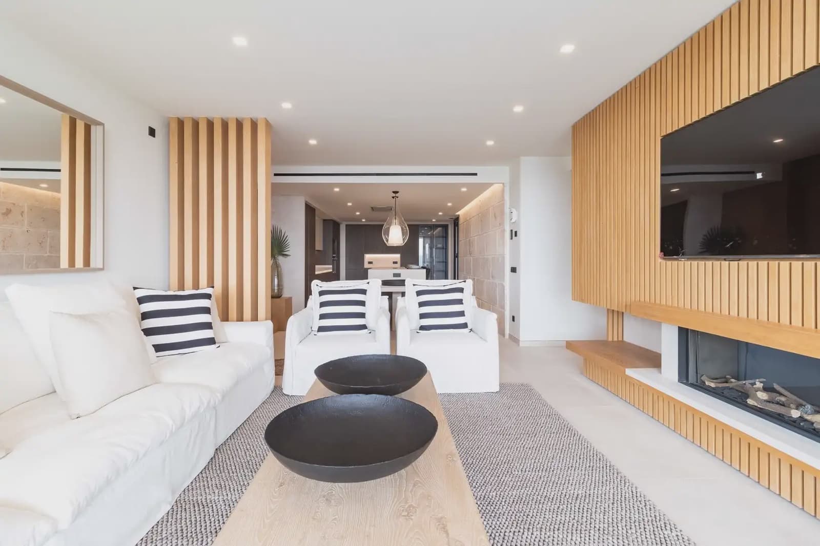 4 bedroom Flat for sale in Calvia with garage - € 1,678,550 (Ref: 9971571)