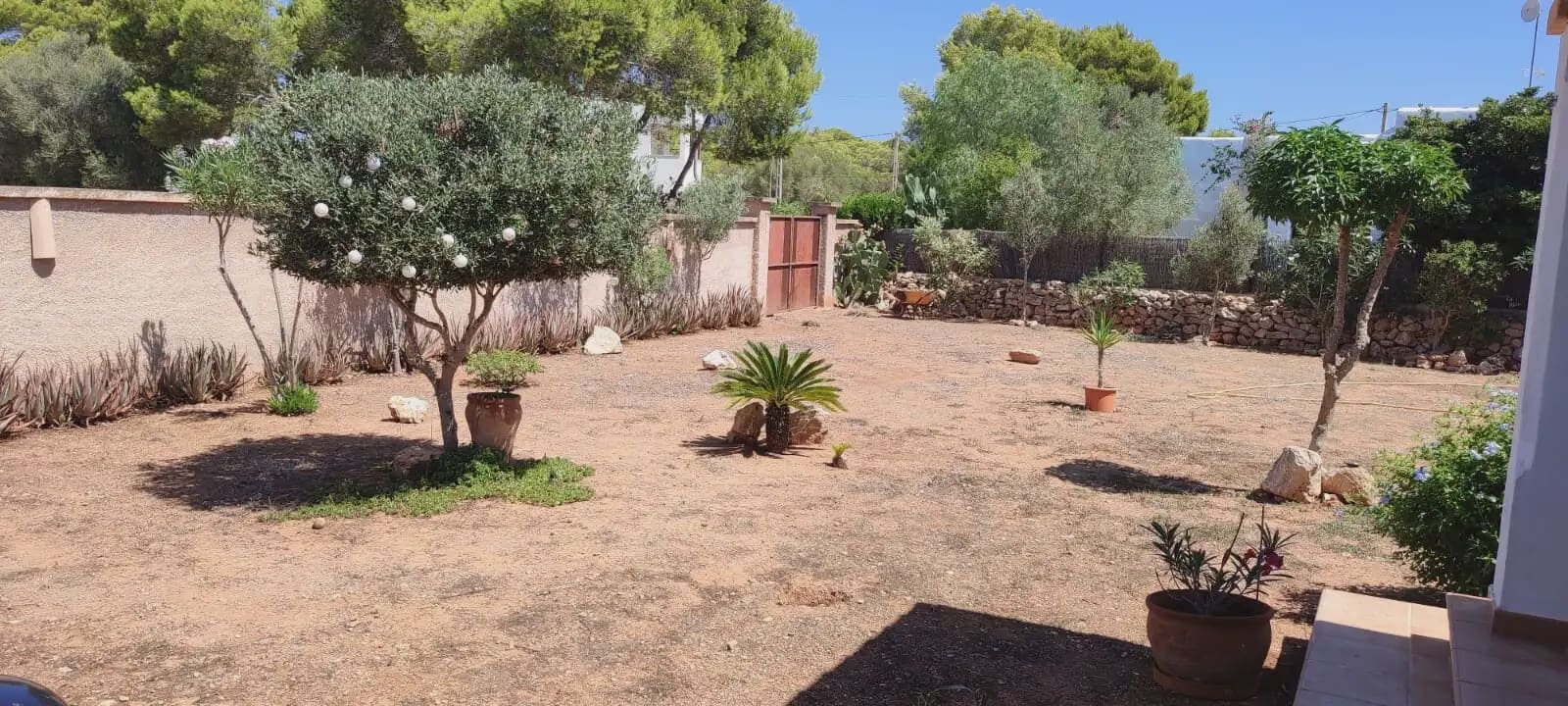 4 bedroom Finca/Country House for rent in Santanyi with garage - € 2,000 (Ref: 9971572)