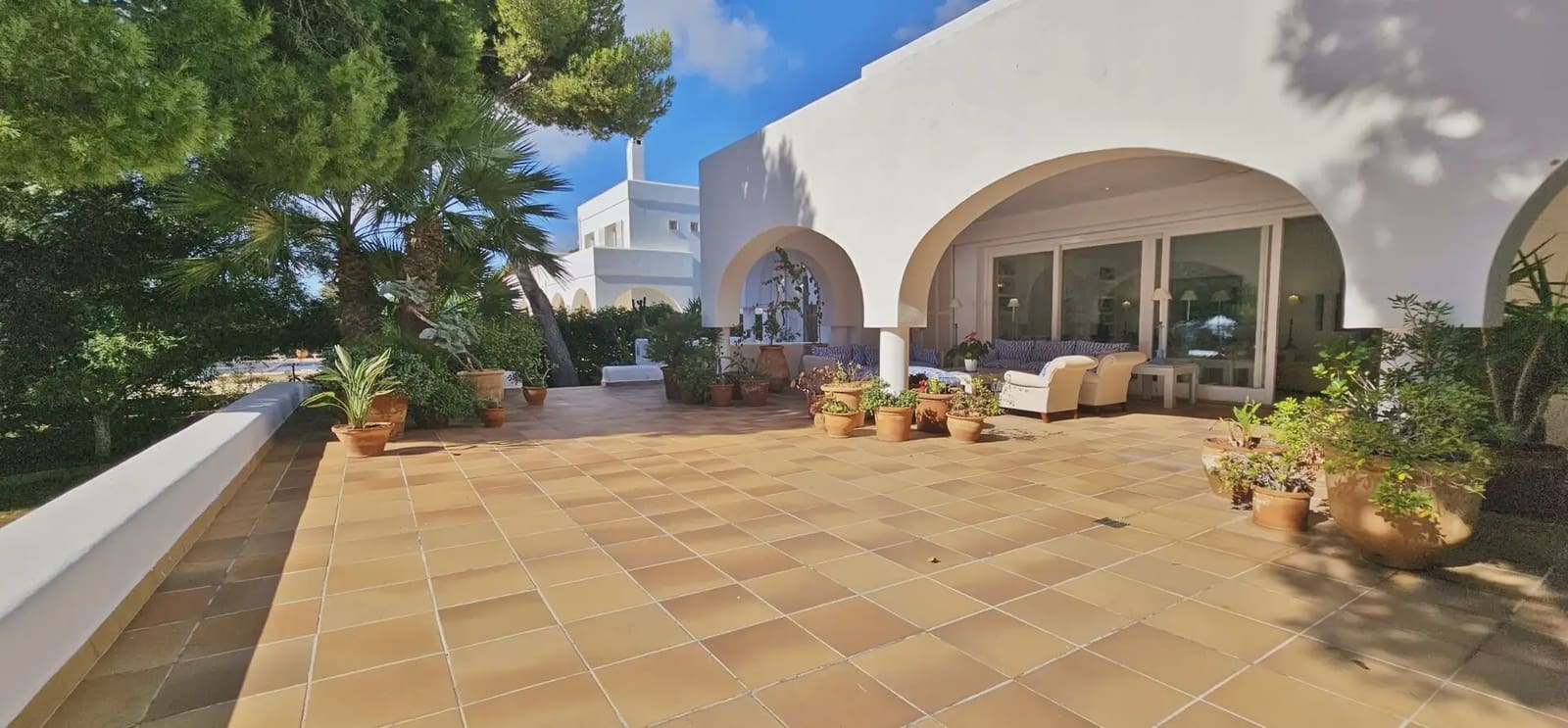 8 bedroom Villa for sale in Santanyi with pool - € 6,400,000 (Ref: 9971576)