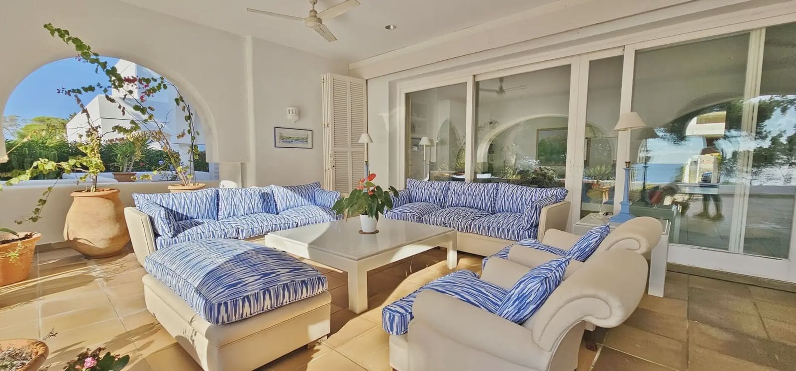 8 bedroom Villa for sale in Santanyi with pool - € 6,400,000 (Ref: 9971576)