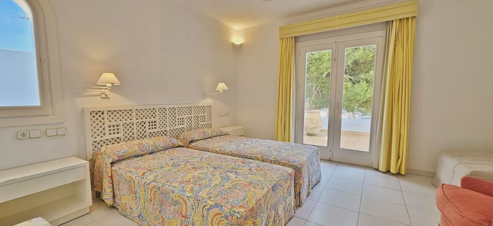 8 bedroom Villa for sale in Santanyi with pool - € 6,400,000 (Ref: 9971576)