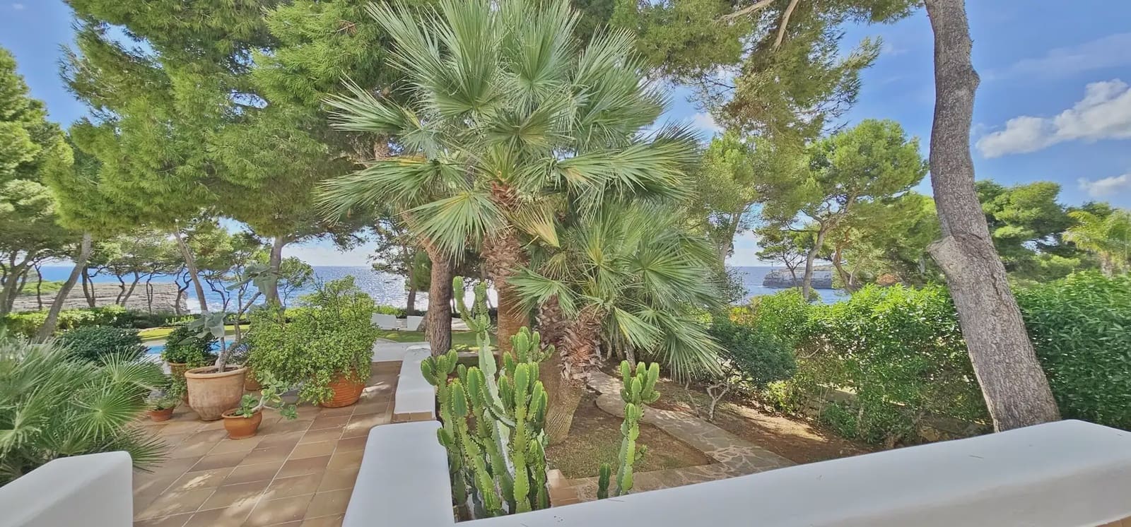 8 bedroom Villa for sale in Santanyi with pool - € 6,400,000 (Ref: 9971576)