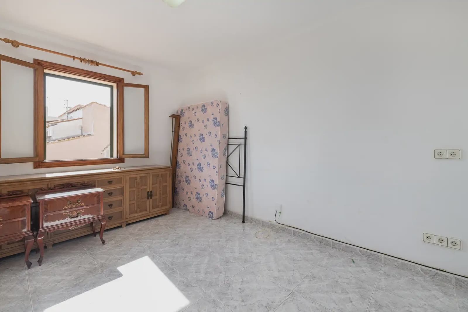 7 slaapkamer Huis te koop in Andratx - € 750.000 (Ref: 9971578)