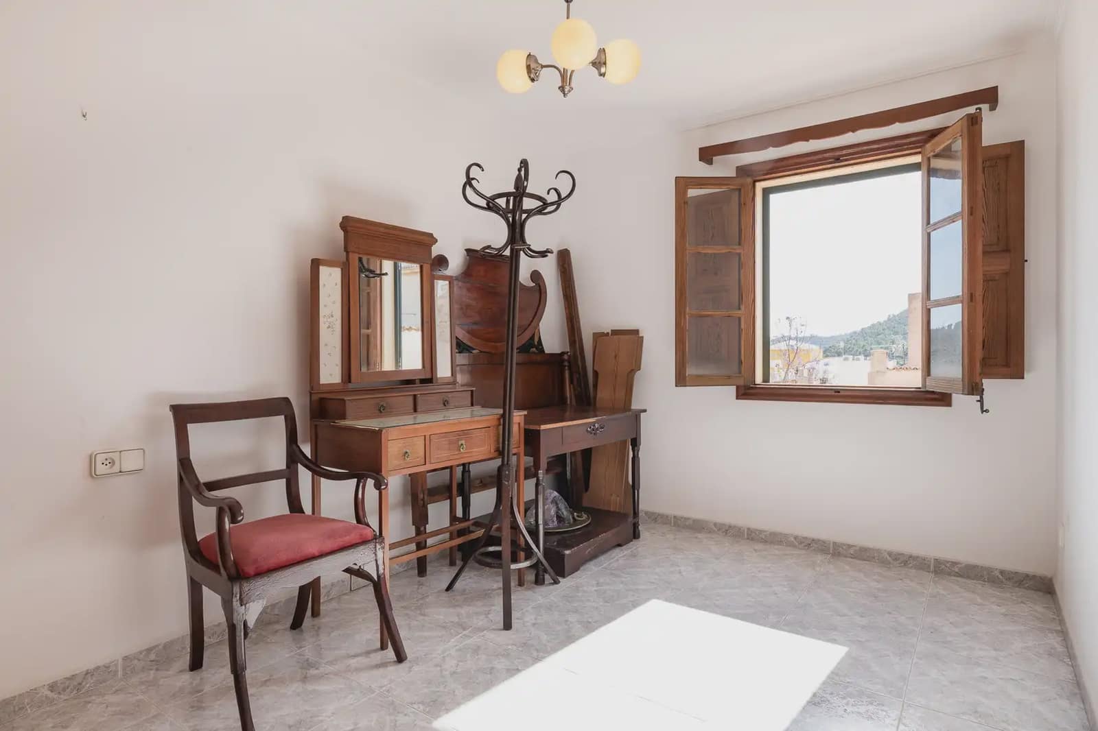 7 slaapkamer Huis te koop in Andratx - € 750.000 (Ref: 9971578)