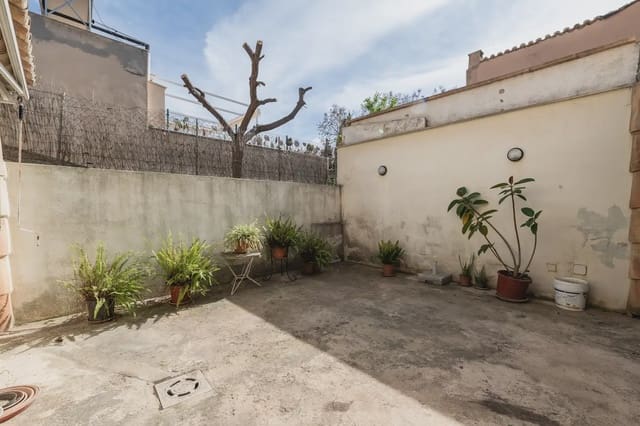 Casa de 7 habitaciones en Andratx en venta - 750.000 € (Ref: 9971578)
