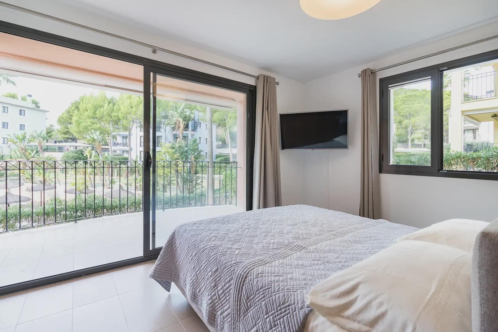 4 bedroom Apartment for sale in Andratx with pool garage - € 2,200,000 (Ref: 9971581)