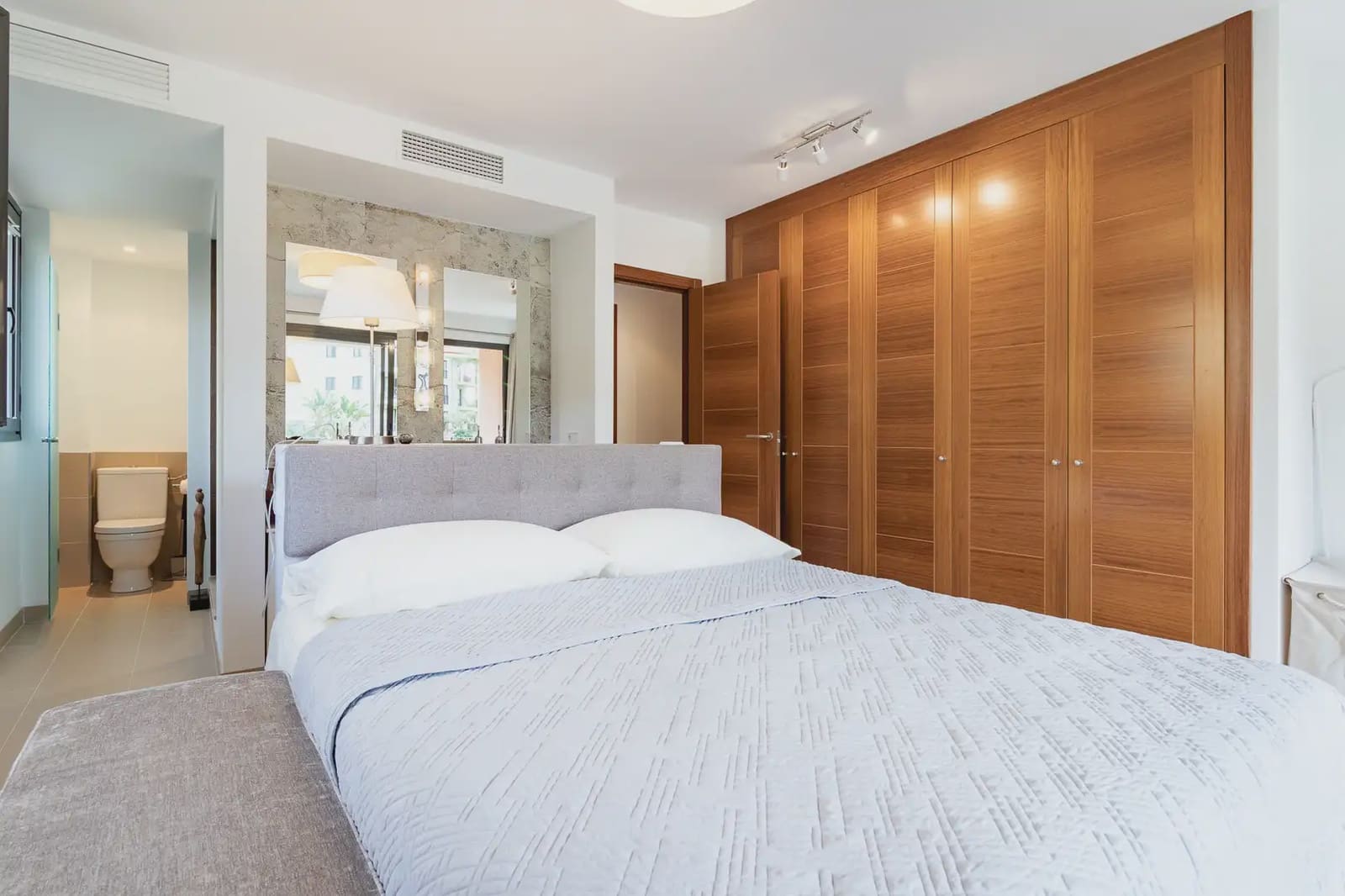 4 bedroom Apartment for sale in Andratx with pool garage - € 2,200,000 (Ref: 9971581)