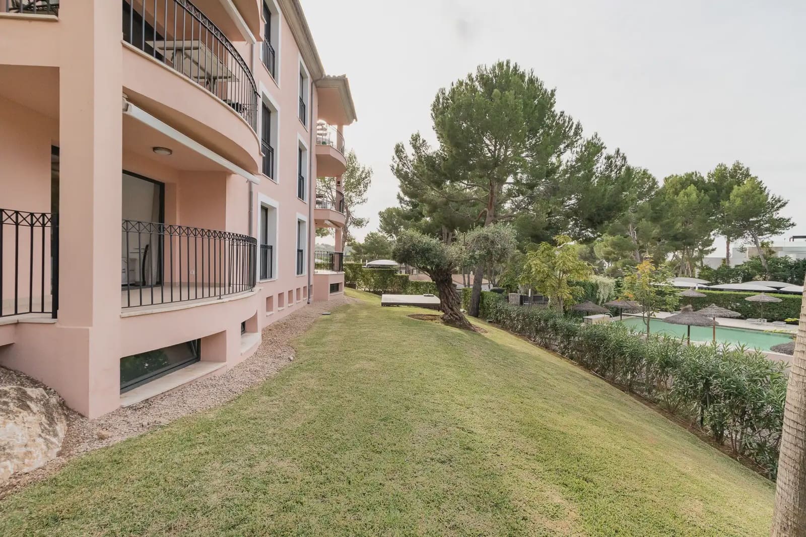 4 bedroom Apartment for sale in Andratx with pool garage - € 2,200,000 (Ref: 9971581)