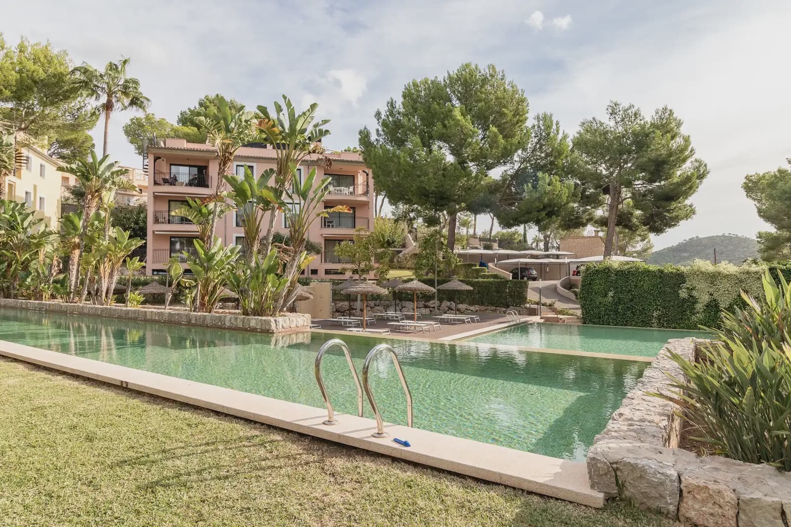 4 bedroom Apartment for sale in Andratx with pool garage - € 2,200,000 (Ref: 9971581)