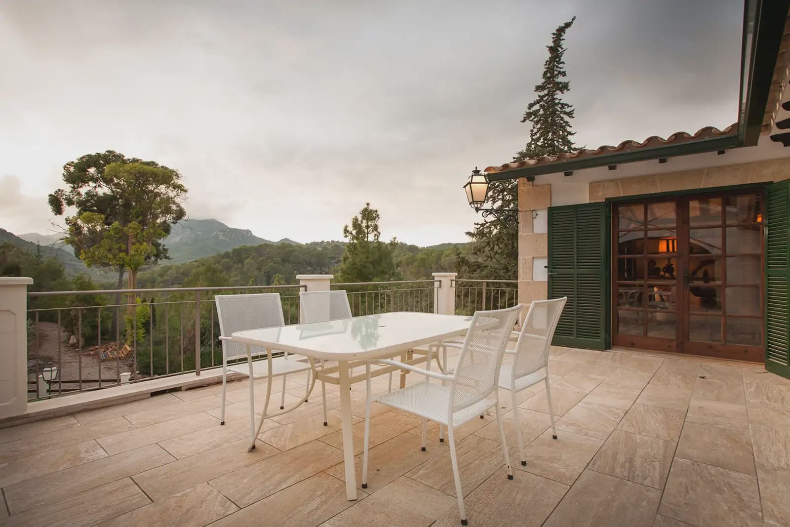 4 bedroom Villa for sale in Esporles with garage - € 1,600,000 (Ref: 9971584)