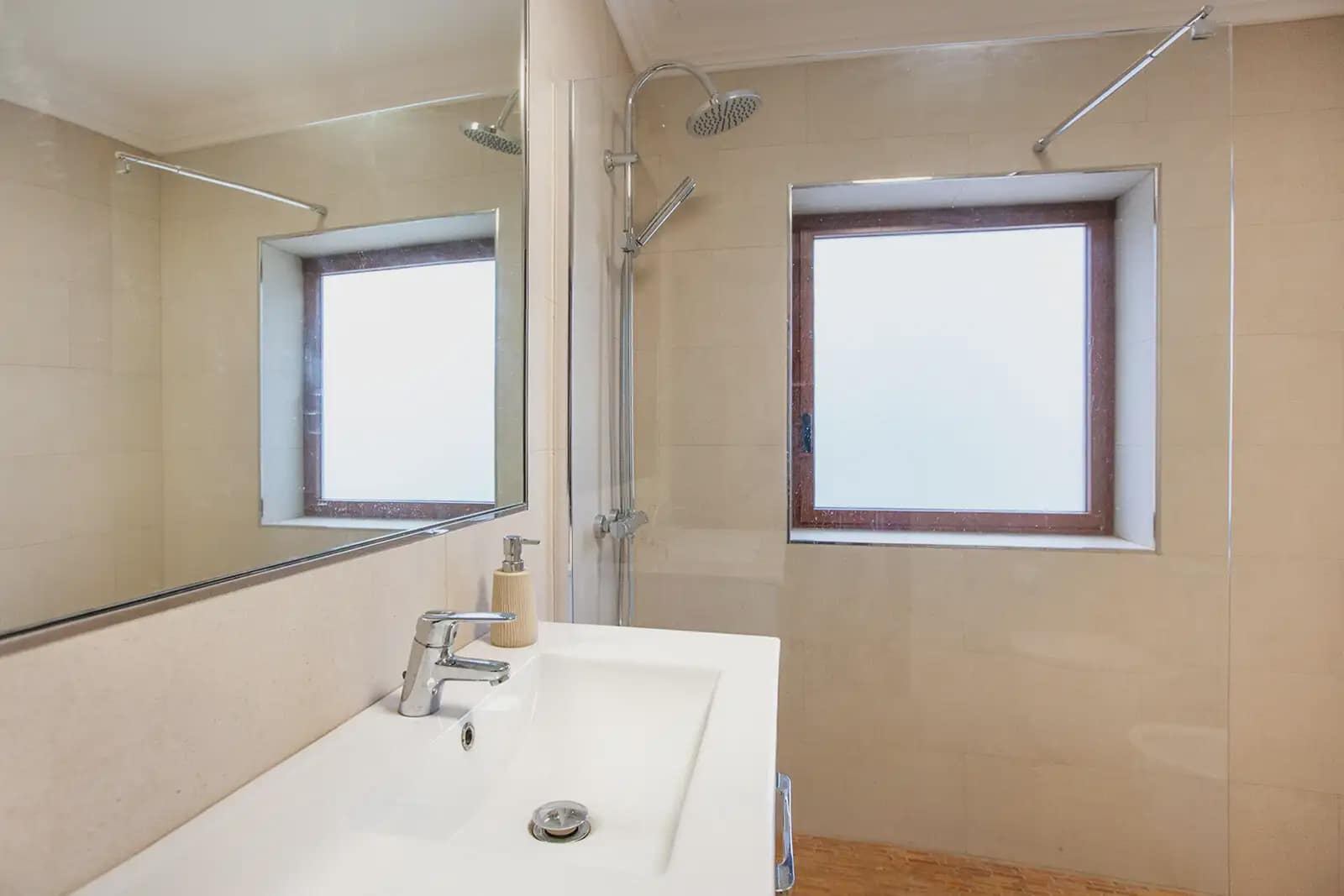 4 bedroom Villa for sale in Esporles with garage - € 1,600,000 (Ref: 9971584)