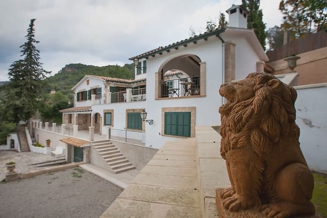 Chalet de 4 habitaciones en Esporles en venta con garaje - 1.600.000 € (Ref: 9971584)
