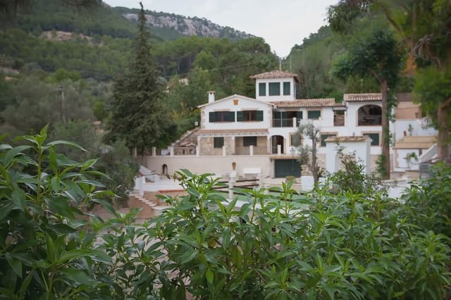 Chalet de 4 habitaciones en Esporles en venta con garaje - 1.600.000 € (Ref: 9971584)