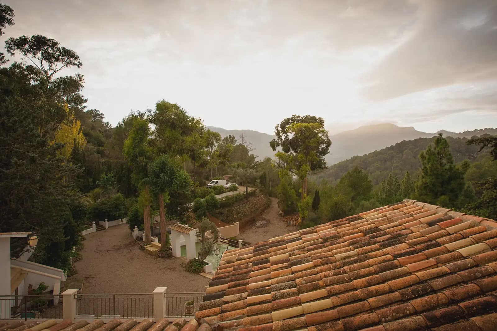 4 bedroom Villa for sale in Esporles with garage - € 1,600,000 (Ref: 9971584)
