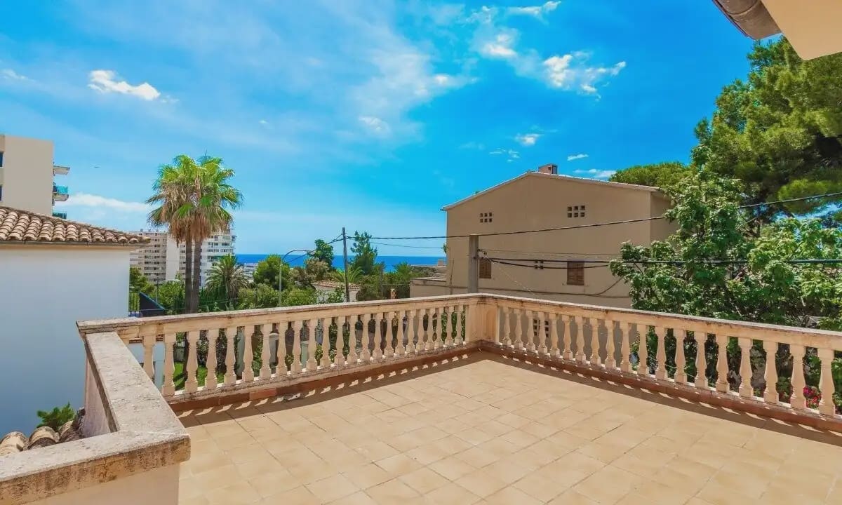 6 soveværelse Villa til salg i Palma de Mallorca med swimmingpool - € 1.590.000 (Ref: 9971588)