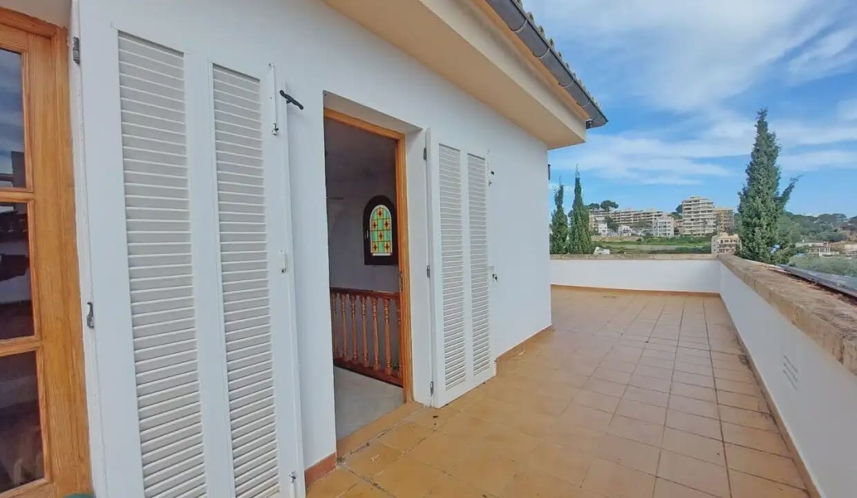 6 soveværelse Villa til salg i Palma de Mallorca med swimmingpool - € 1.590.000 (Ref: 9971588)