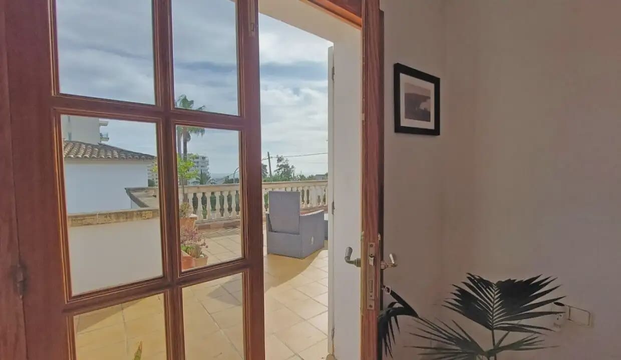 6 soveværelse Villa til salg i Palma de Mallorca med swimmingpool - € 1.590.000 (Ref: 9971588)