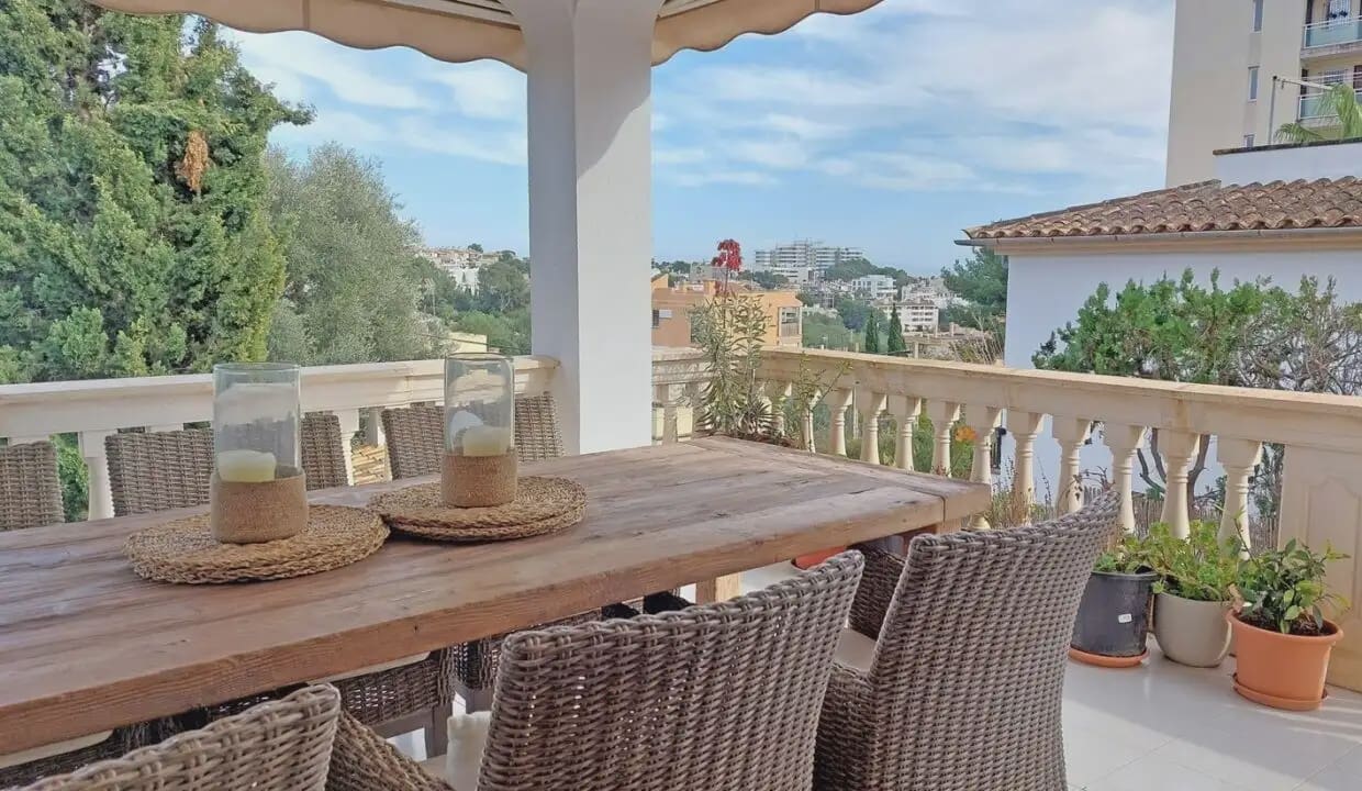 6 soveværelse Villa til salg i Palma de Mallorca med swimmingpool - € 1.590.000 (Ref: 9971588)