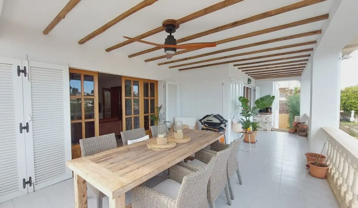 6 soveværelse Villa til salg i Palma de Mallorca med swimmingpool - € 1.590.000 (Ref: 9971588)