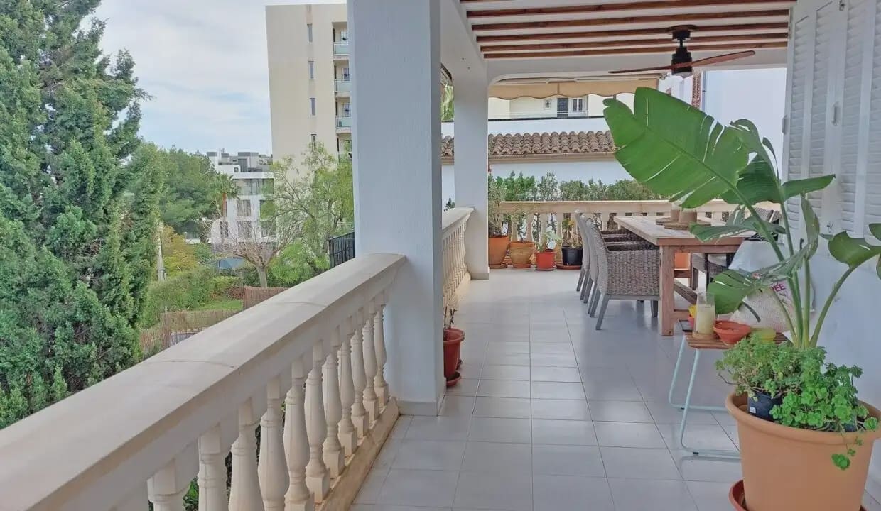 6 soveværelse Villa til salg i Palma de Mallorca med swimmingpool - € 1.590.000 (Ref: 9971588)