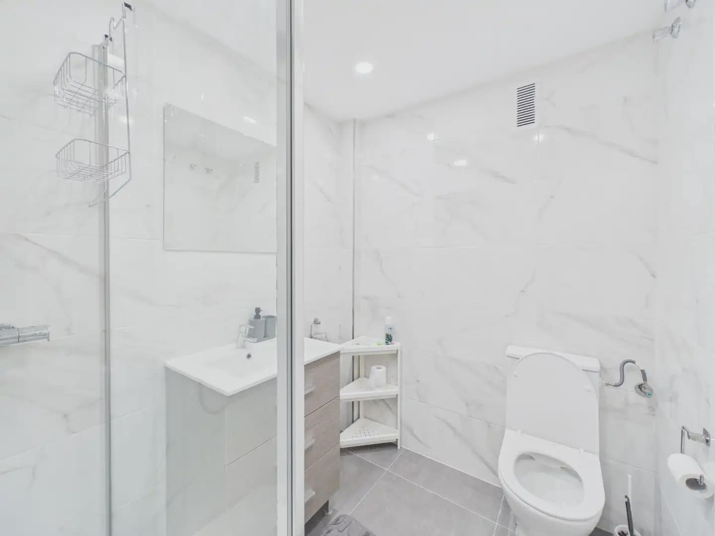 3 bedroom Flat for rent in Palma de Mallorca - € 2,150 (Ref: 9971590)