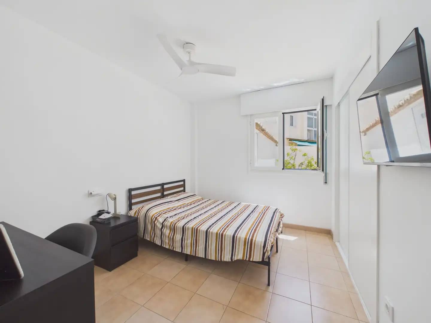 3 bedroom Flat for rent in Palma de Mallorca - € 2,150 (Ref: 9971590)