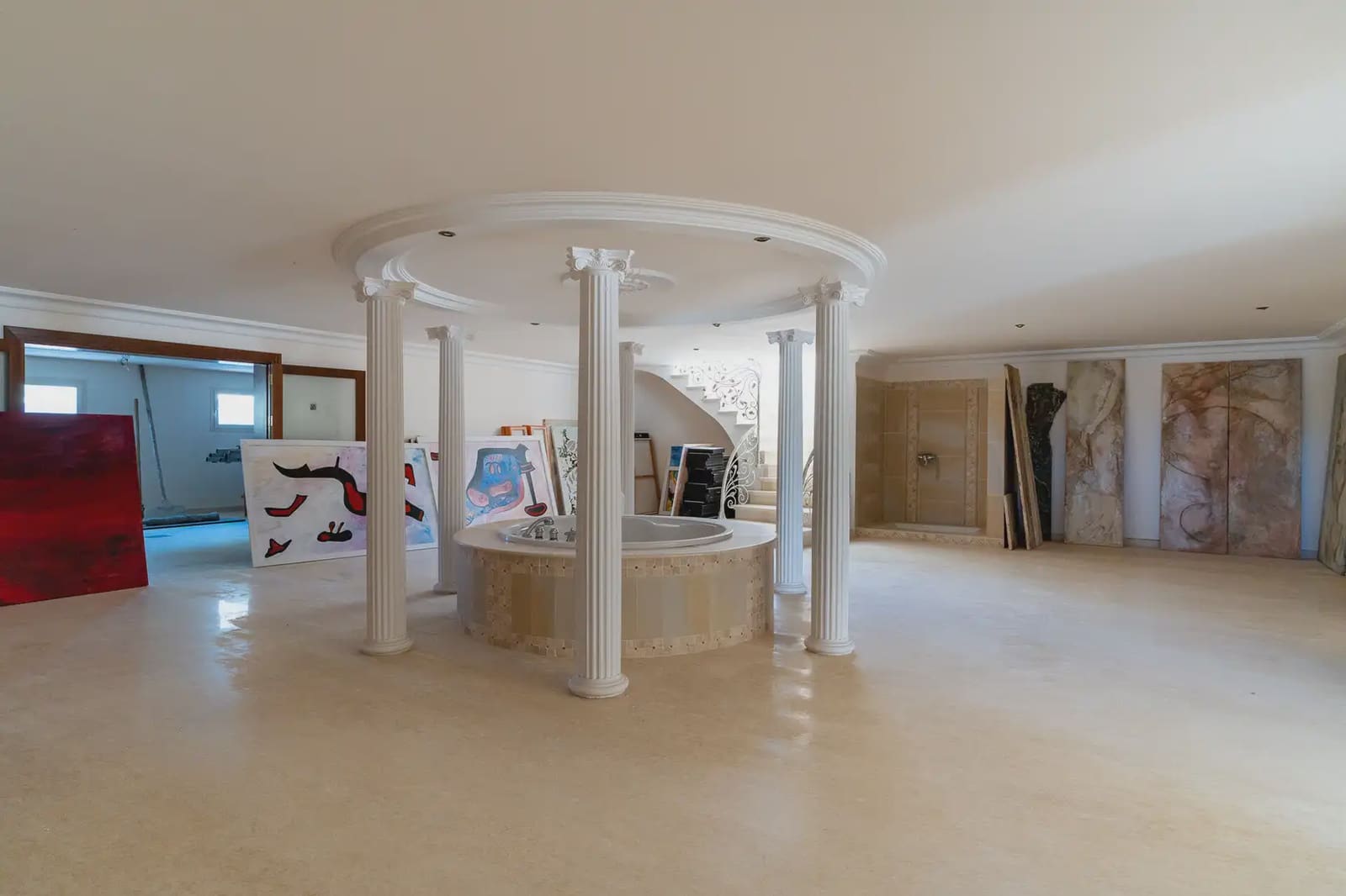 4 bedroom Villa for sale in Muro with pool - € 3,000,000 (Ref: 9971591)
