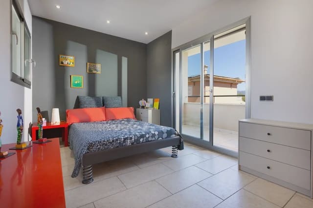 Chalet de 5 habitaciones en Marratxí en venta con piscina garaje - 1.595.000 € (Ref: 9971592)
