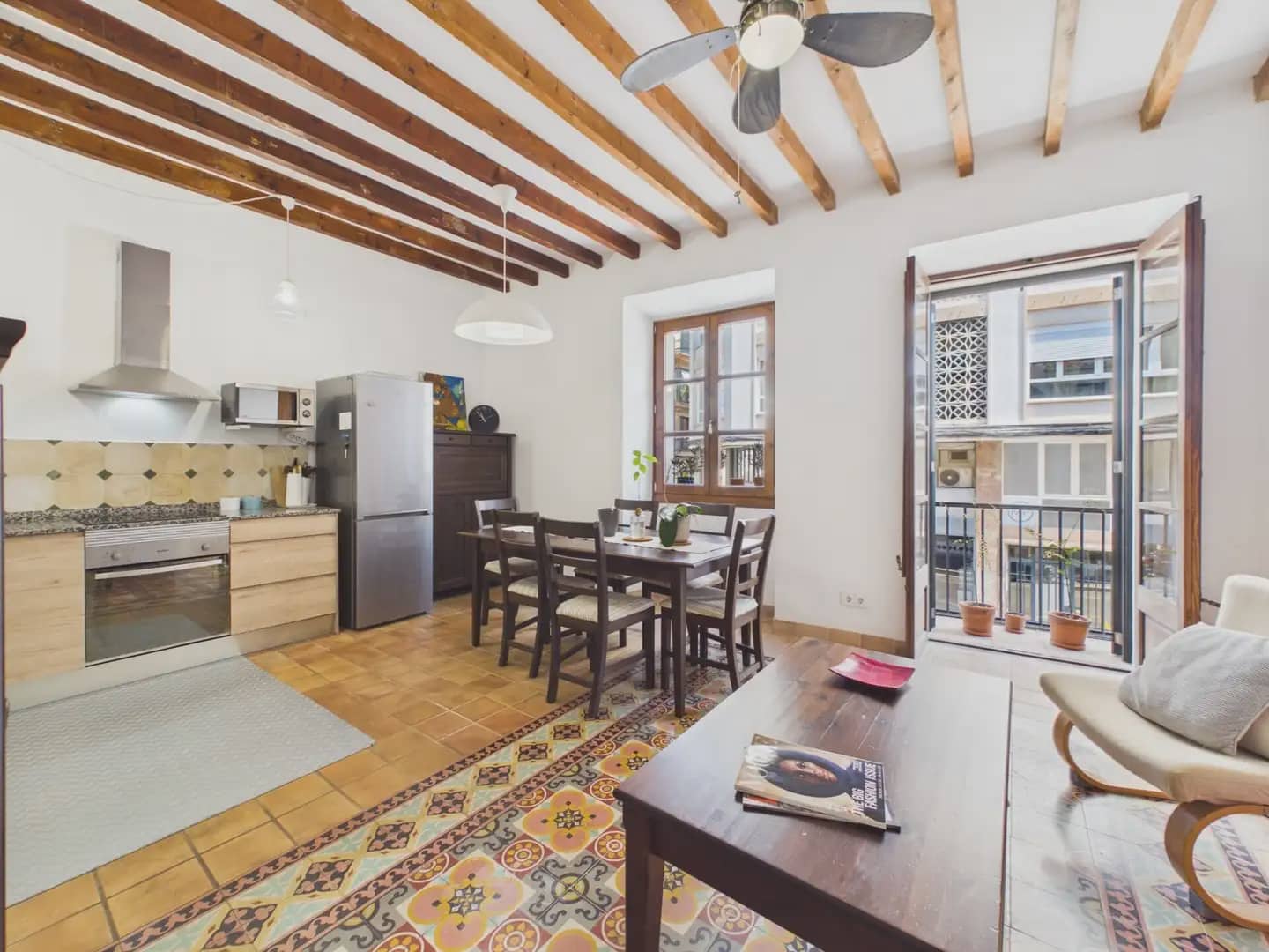 2 soveværelse Lejlighed til leje i Palma de Mallorca - € 1.500 (Ref: 9971593)
