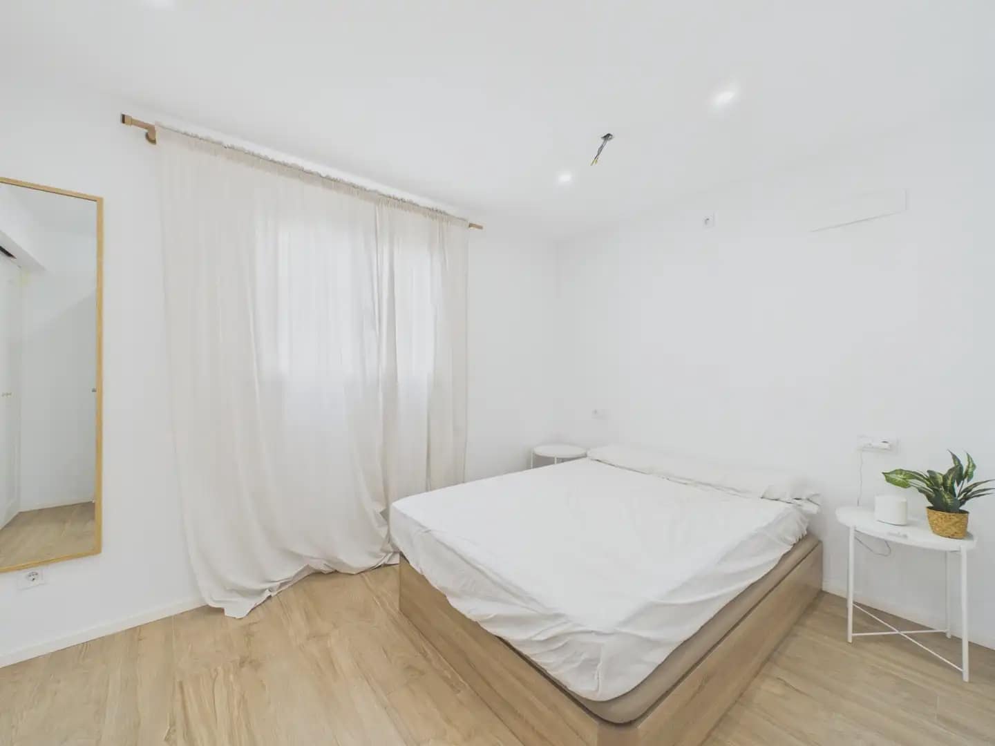 2 soveværelse Lejlighed til leje i Palma de Mallorca - € 1.800 (Ref: 9971600)