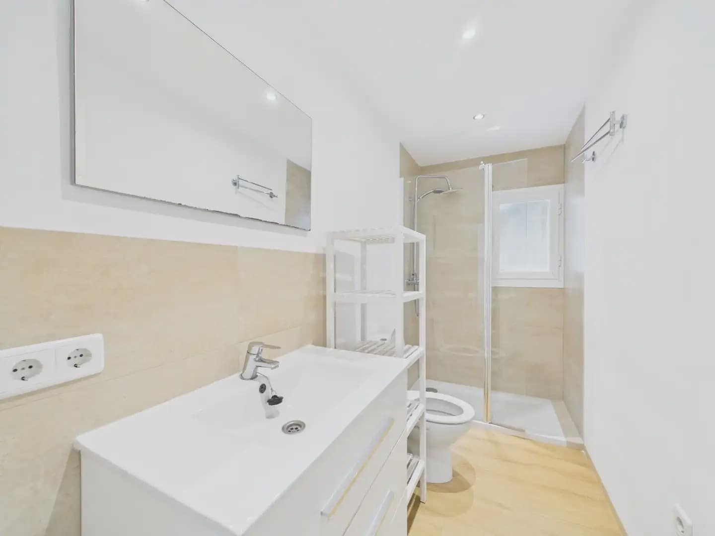 2 soveværelse Lejlighed til leje i Palma de Mallorca - € 1.400 (Ref: 9976024)