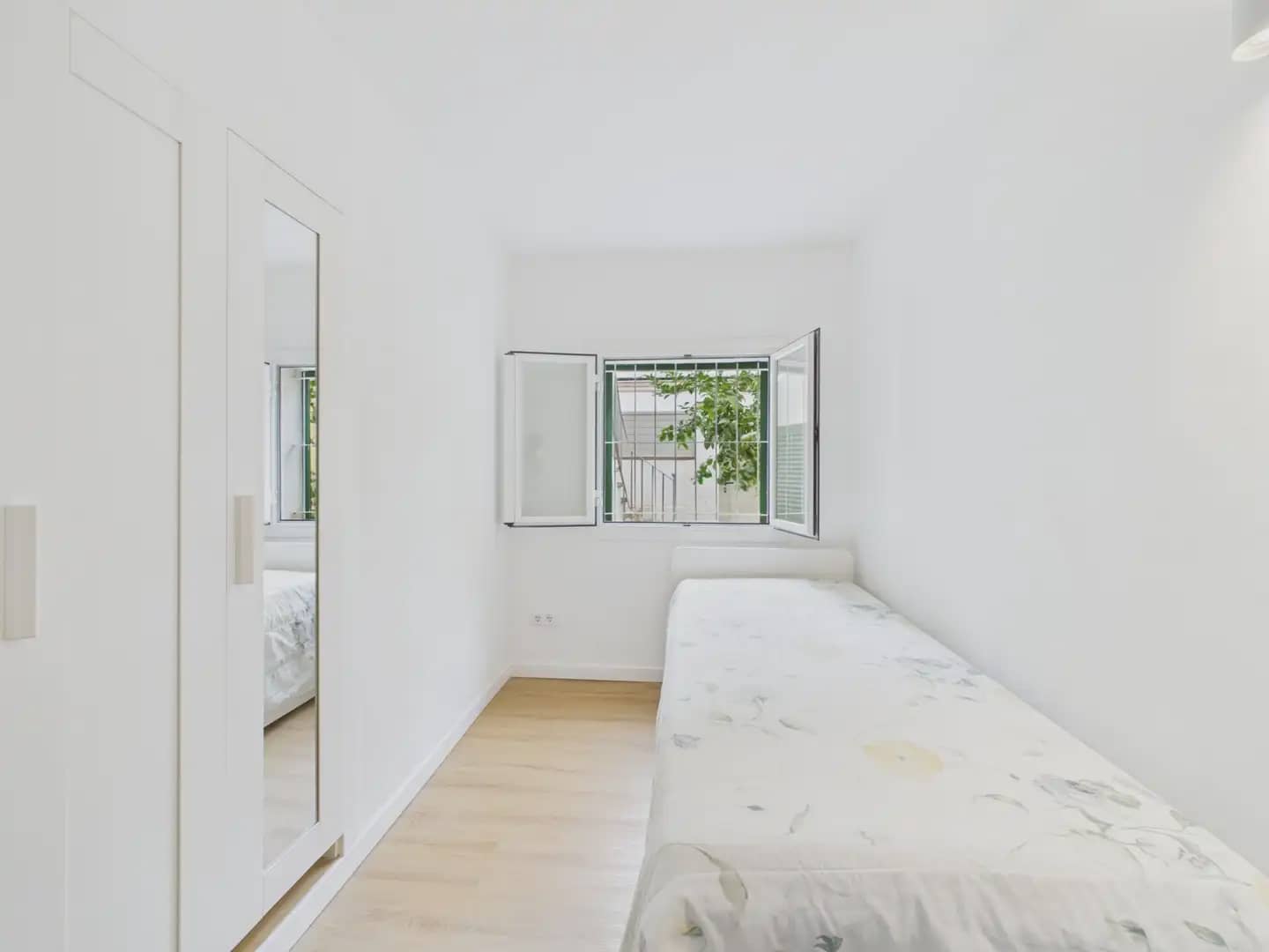 2 soveværelse Lejlighed til leje i Palma de Mallorca - € 1.400 (Ref: 9976024)