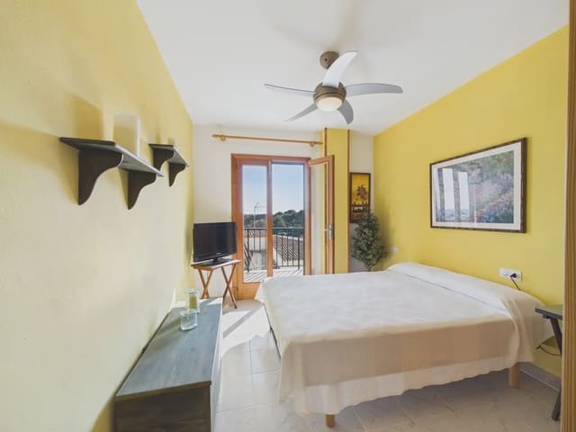 2 makuuhuone Asunto vuokrattavana paikassa Portocolom, Felanitx mukana 
autotalli - 1 150 € (Ref: 9991535)