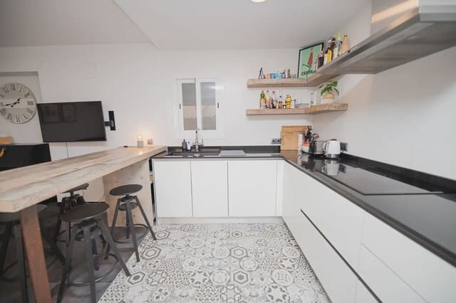 3 soverom Leilighet til leie i El Mercat, Palma de Mallorca - € 2 500 (Ref: 9997656)