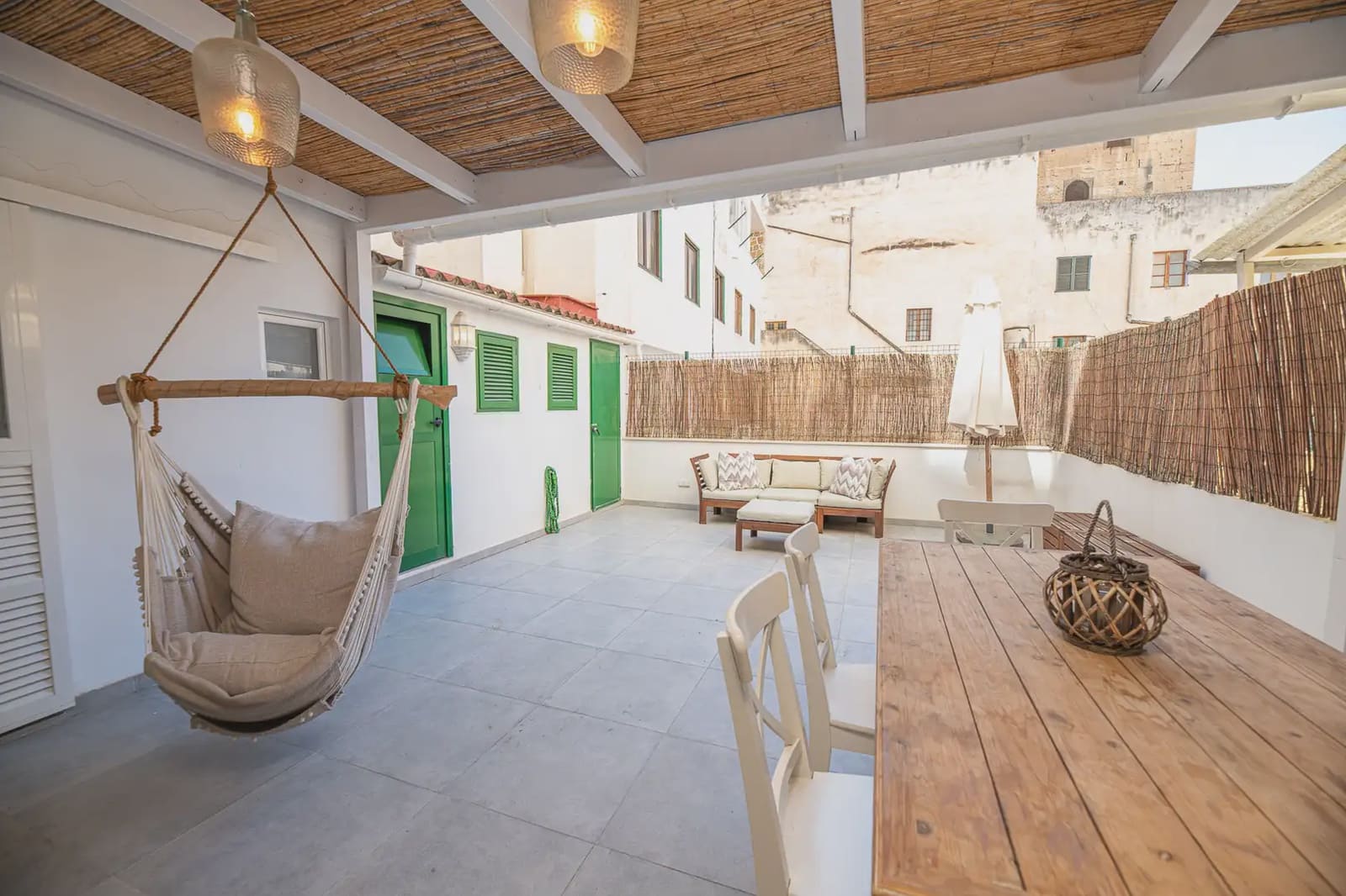 3 soverom Leilighet til leie i Palma de Mallorca - € 2 500 (Ref: 9997656)