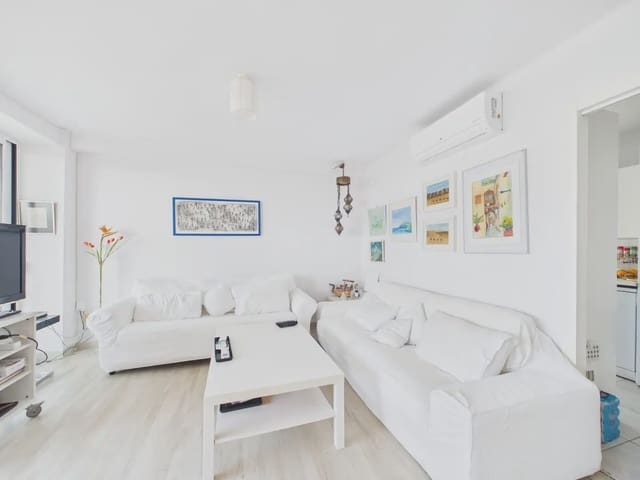 2 soverom Leilighet til leie i El Terreno, Palma de Mallorca med garasje - € 1 600 (Ref: 9997911)