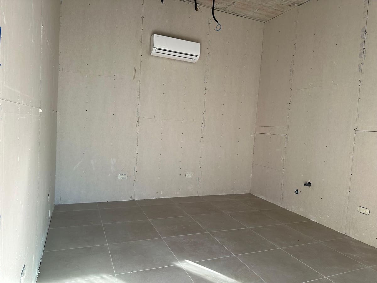 Komercyjne do wynajęcia w San Roque - 480 € (Ref: 10156199)