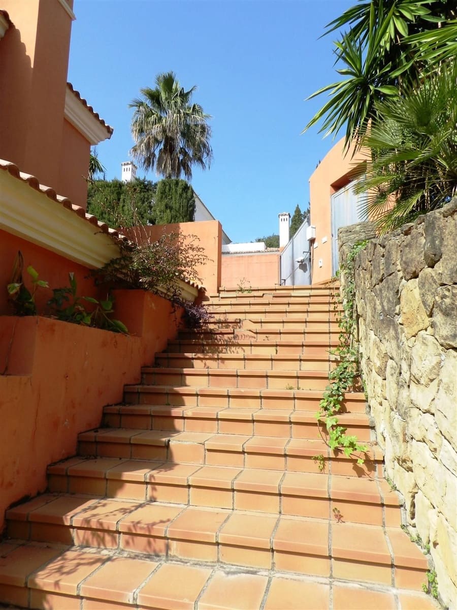4 sypialnia Willa na sprzedaż w Sotogrande - 1 100 000 € (Ref: 8617567)