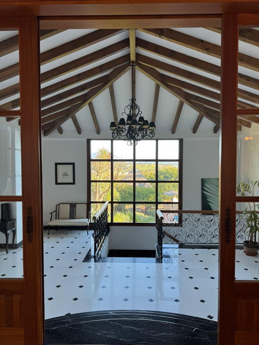 6 bedroom Villa for sale in Sotogrande - € 2,250,000 (Ref: 8742767)