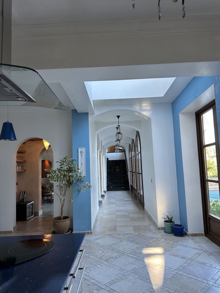 6 bedroom Villa for sale in Sotogrande - € 2,250,000 (Ref: 8742767)